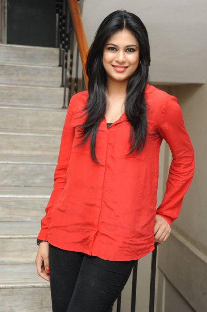 Zara-at-Bhai-Triple-Platinum-Disc